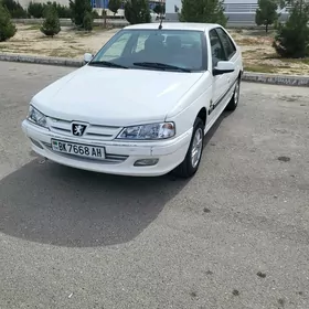 Peugeot 405 2008