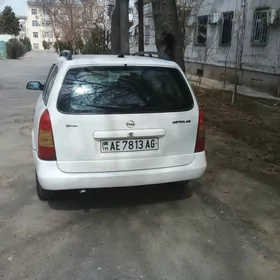 Opel Astra 2003