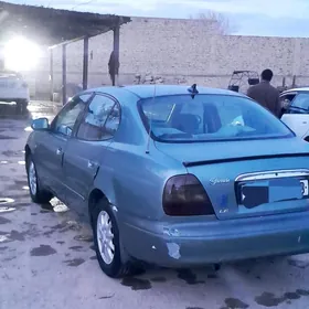 Daewoo Leganza 2000