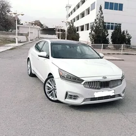 Kia Cadenza 2017