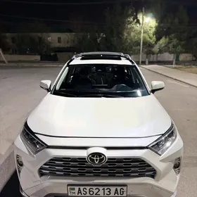 Toyota RAV4 2022