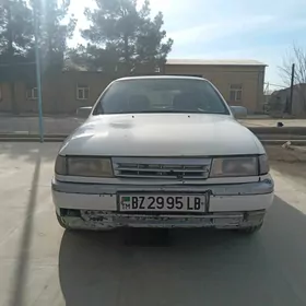 Opel Vectra 1989