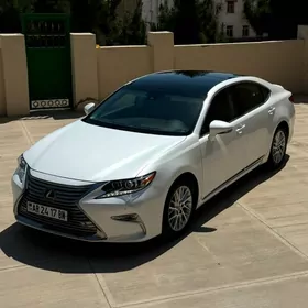 Lexus ES 350 2016