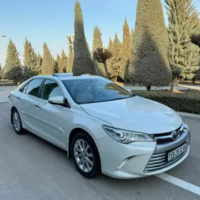 Toyota Camry 2015