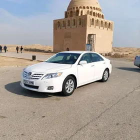 Toyota Camry 2010