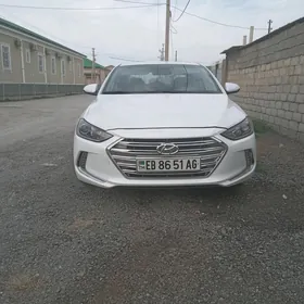 Hyundai Elantra 2018