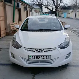 Hyundai Elantra 2012