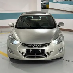 Hyundai Elantra 2013