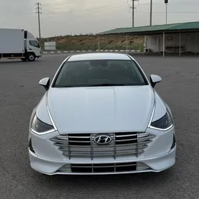 Hyundai Sonata 2021