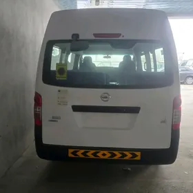 Nissan Urvan 2020