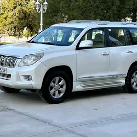 Toyota Land Cruiser Prado 2011