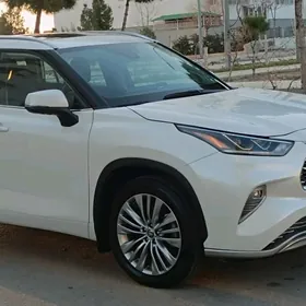 Toyota Highlander 2020