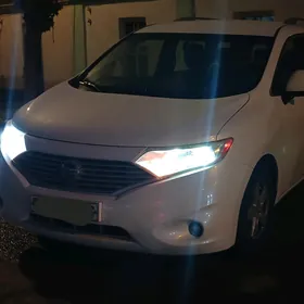 Nissan Quest 2016