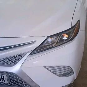 Toyota Camry 2020