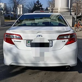 Toyota Camry 2012