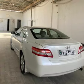 Toyota Camry 2010