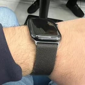 Apple watch Milana