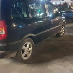 Opel Zafira 2003