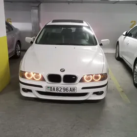 BMW E39 2001