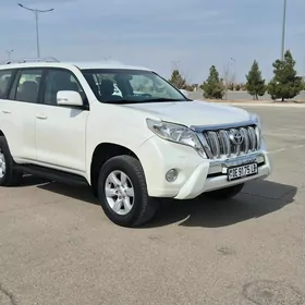 Toyota Land Cruiser Prado 2014