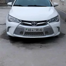 Toyota Camry 2017