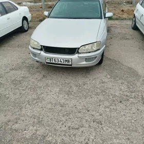 Opel Omega 1997