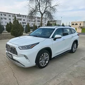 Toyota Highlander 2022