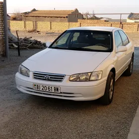 Toyota Camry 1998