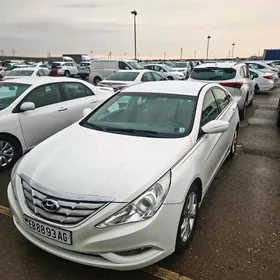 Hyundai Sonata 2011