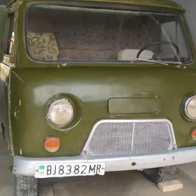 UAZ 2206 1987