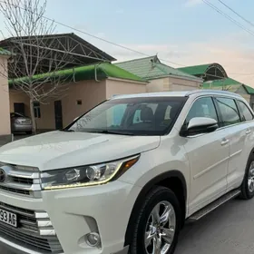 Toyota Highlander 2017