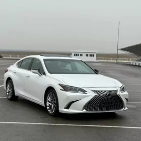 Lexus ES 350 2020