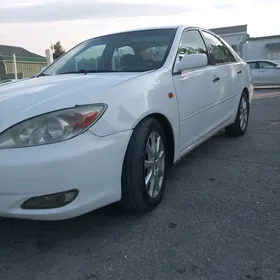 Toyota Camry 2001