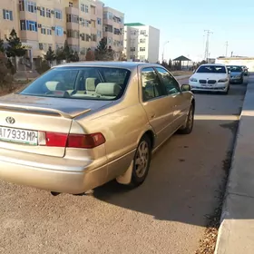 Toyota Camry 2000