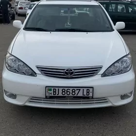 Toyota Camry 2004