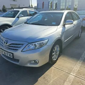 Toyota Camry 2011