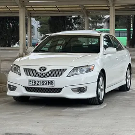 Toyota Camry 2011