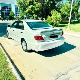 Toyota Camry 2005