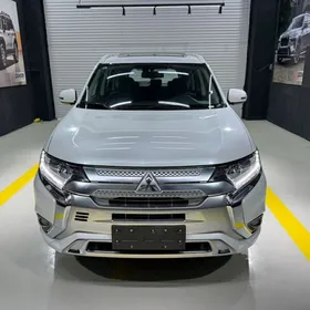 Mitsubishi Outlander 2022