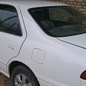 Toyota Camry 1998