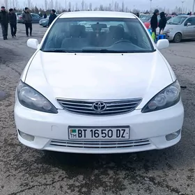 Toyota Camry 2005