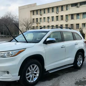 Toyota Highlander 2016