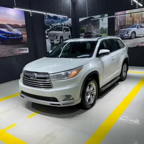 Toyota Highlander 2016