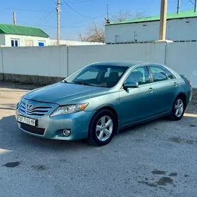 Toyota Camry 2011