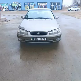 Toyota Camry 2001