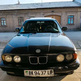 BMW 525 1990