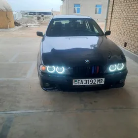 BMW E39 1999