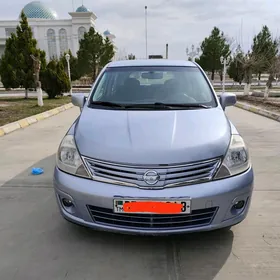 Nissan Versa 2010