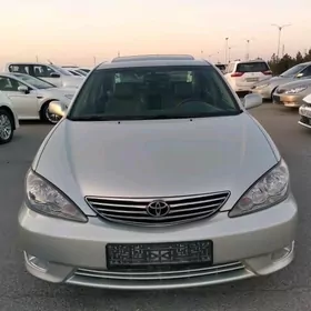 Toyota Camry 2005