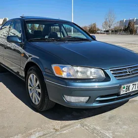 Toyota Camry 2001